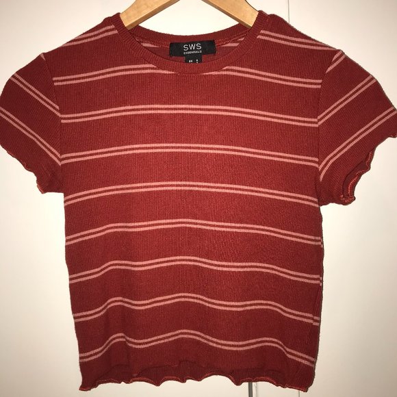 Tops - Striped red lettuce hem t-shirt